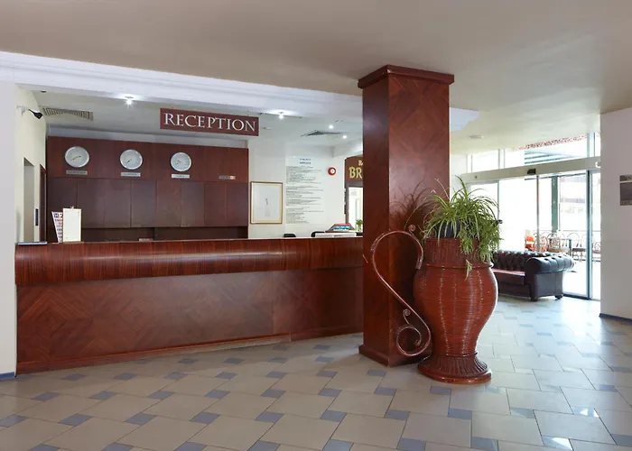 Hotel Grand Nirvana 4*