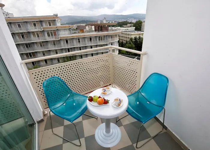 Hotel Grand Nirvana Słoneczny Brzeg