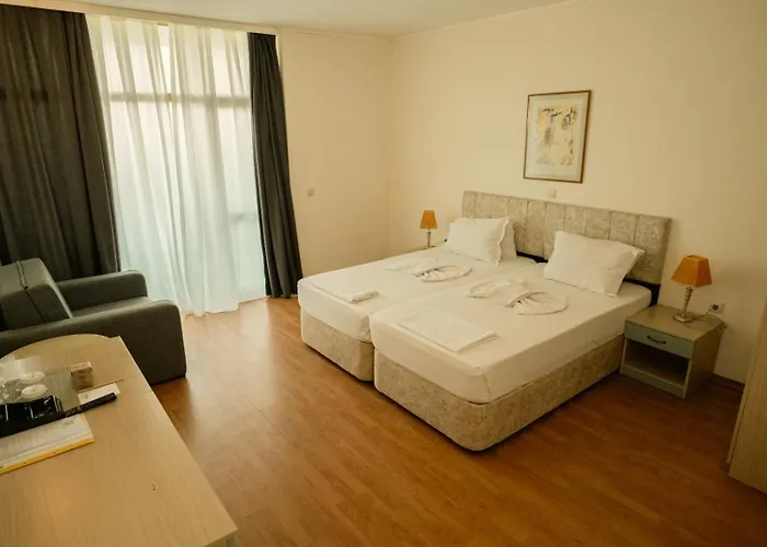 Grand Nirvana 4* Słoneczny Brzeg