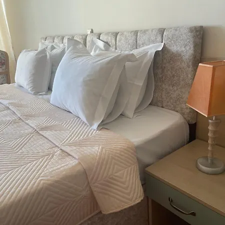 Хотел Grand Nirvana 4*