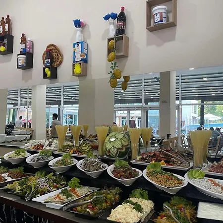 Grand Nirvana ホテル 4*