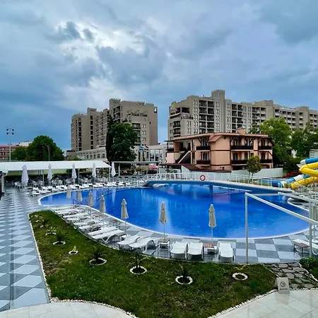 Grand Nirvana Отель 4*