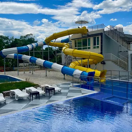 ホテル Grand Nirvana サニービーチ