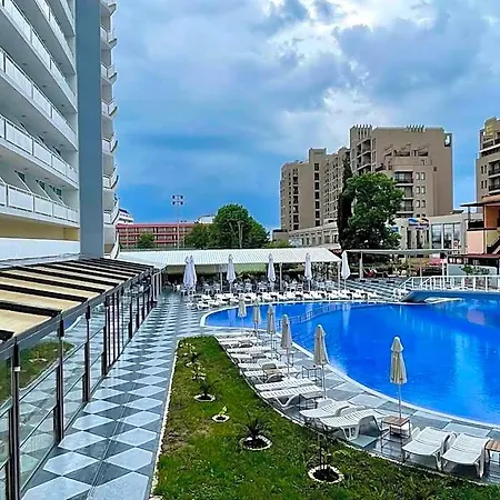 Hotel Grand Nirvana Sunny Beach