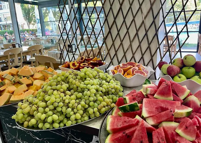 Grand Nirvana Szálloda Napospart