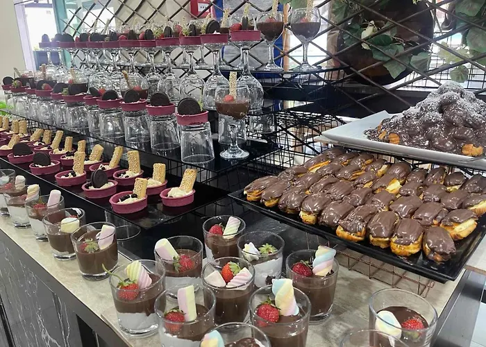 Hotel Grand Nirvana 4*